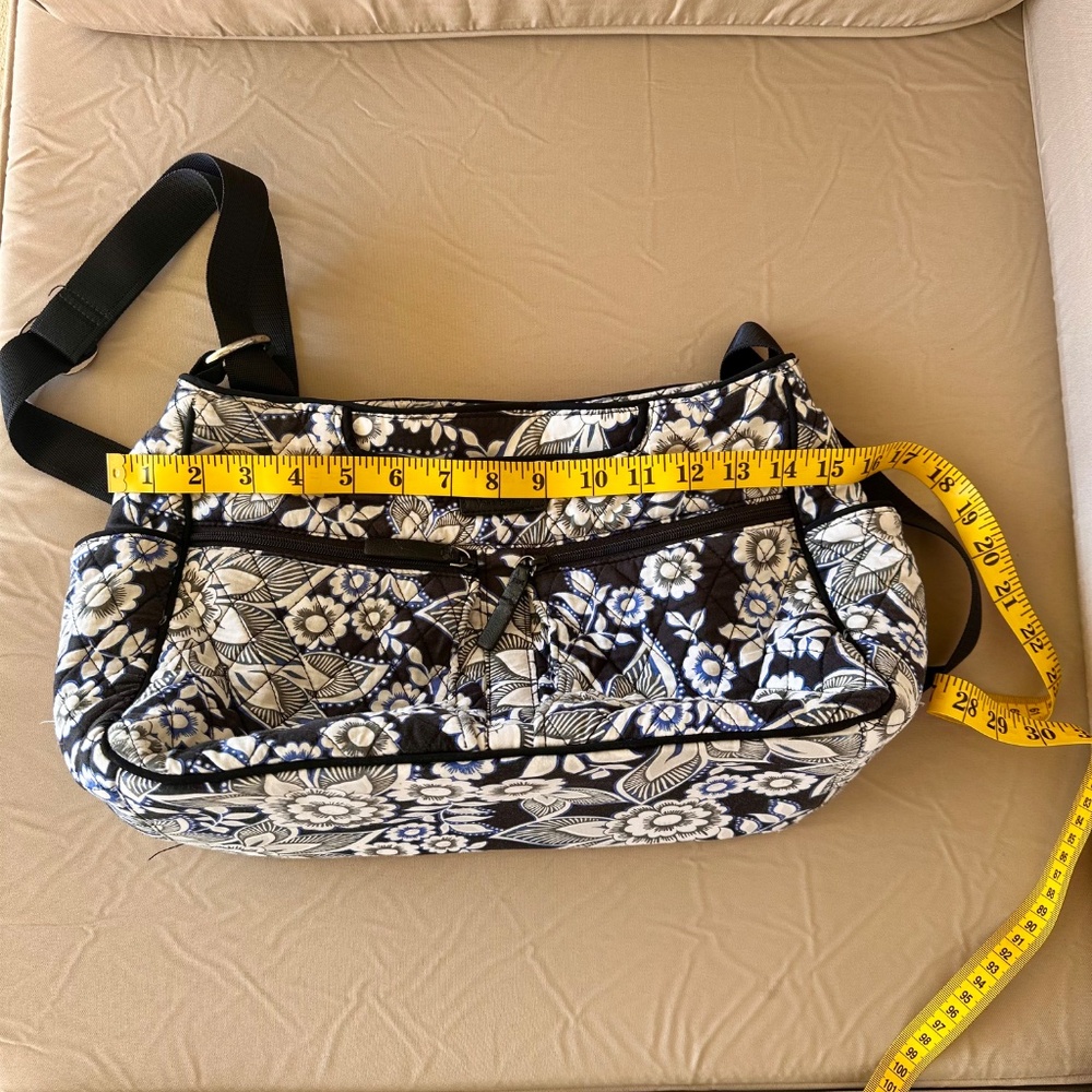 Vera Bradley, Snow Lotus Cross Body Bag - Picture 15 of 16